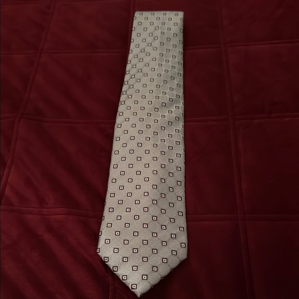 Saddlebred Gray Geometric Silk Tie